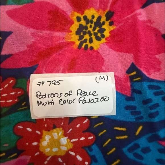 Patrons Of Peace BOHO Palazzo pants in Floral. Size Medium - Picture 4 of 7